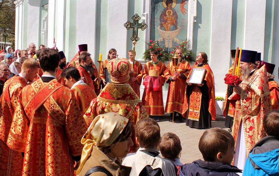Галерея: Иконы Божией Матери "Живоносный Источник"