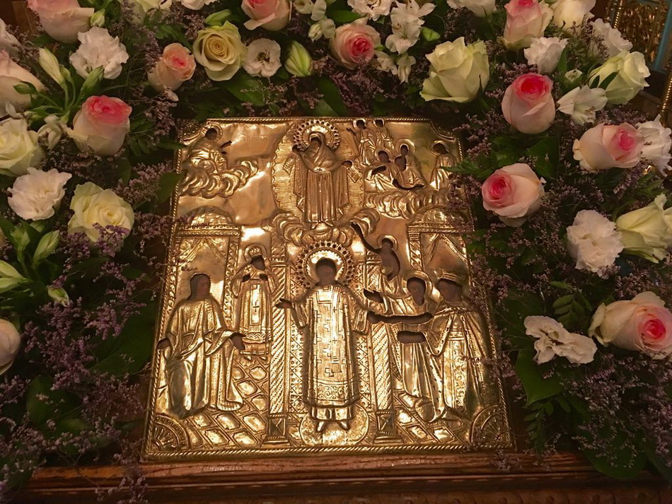Галерея: Покров Пресвятой Богородицы