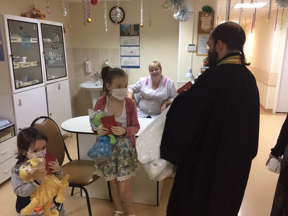 Галерея: Праздничные поздравления в дни Святок