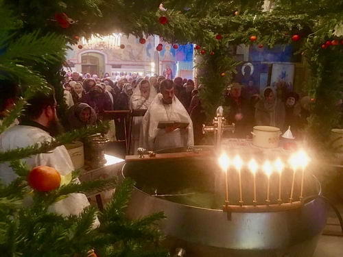 Фото: В праздник Крещения Господня