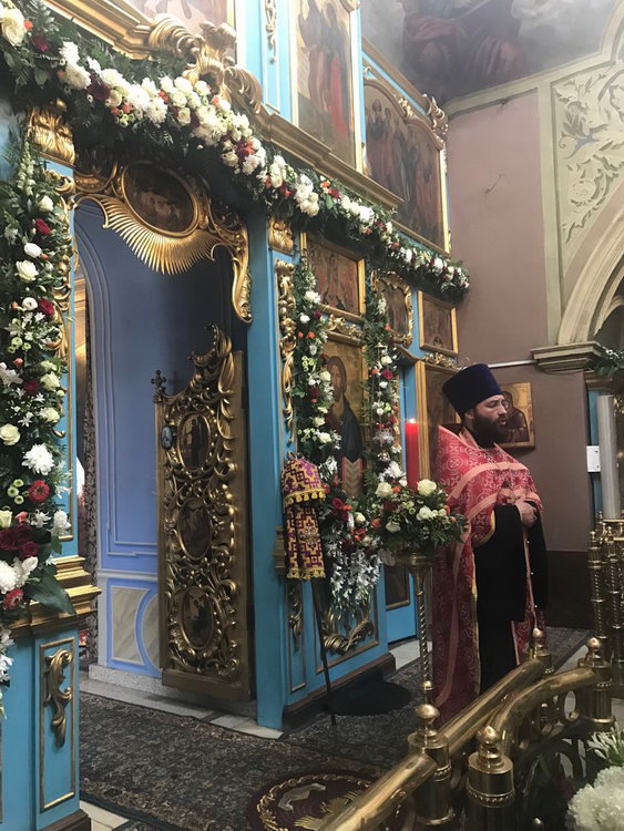 Галерея: В престольный Праздник храма - иконы Божией Матери «Живоносный Источник»