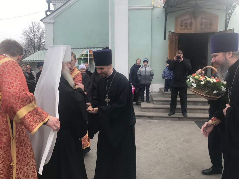 Галерея: В престольный Праздник храма - иконы Божией Матери «Живоносный Источник»