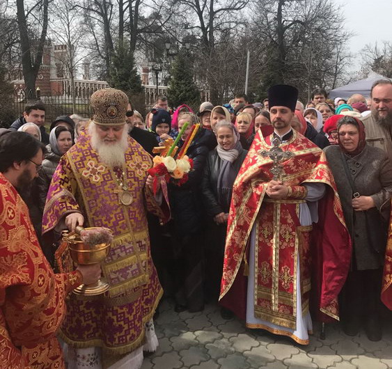 Фото: В престольный Праздник храма - иконы Божией Матери «Живоносный Источник»