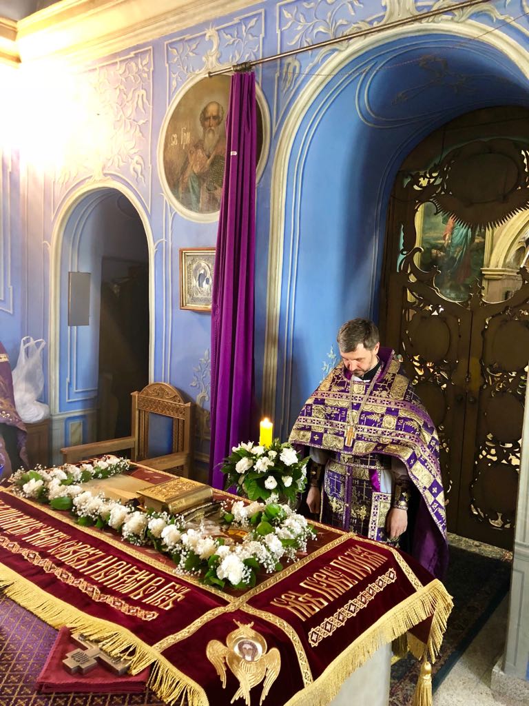 Фото: В пятницу Страстной седмицы
