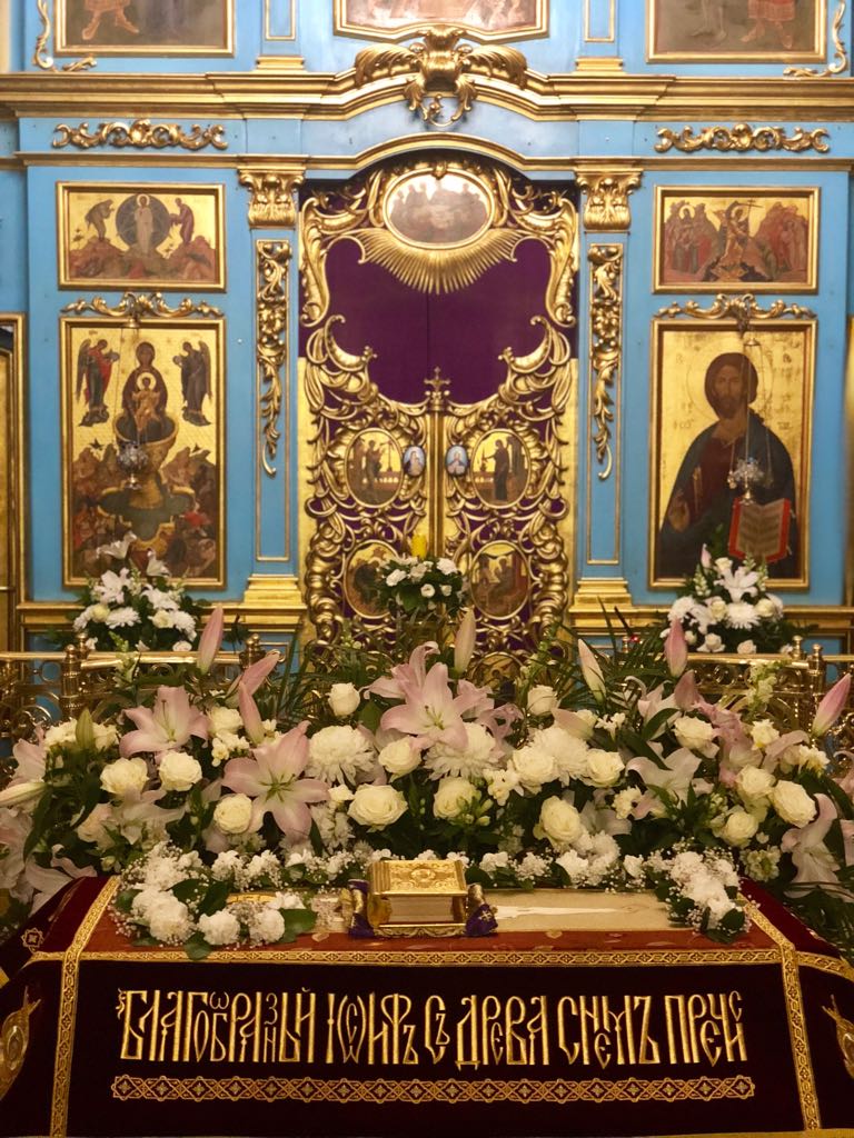 Галерея: В пятницу Страстной седмицы