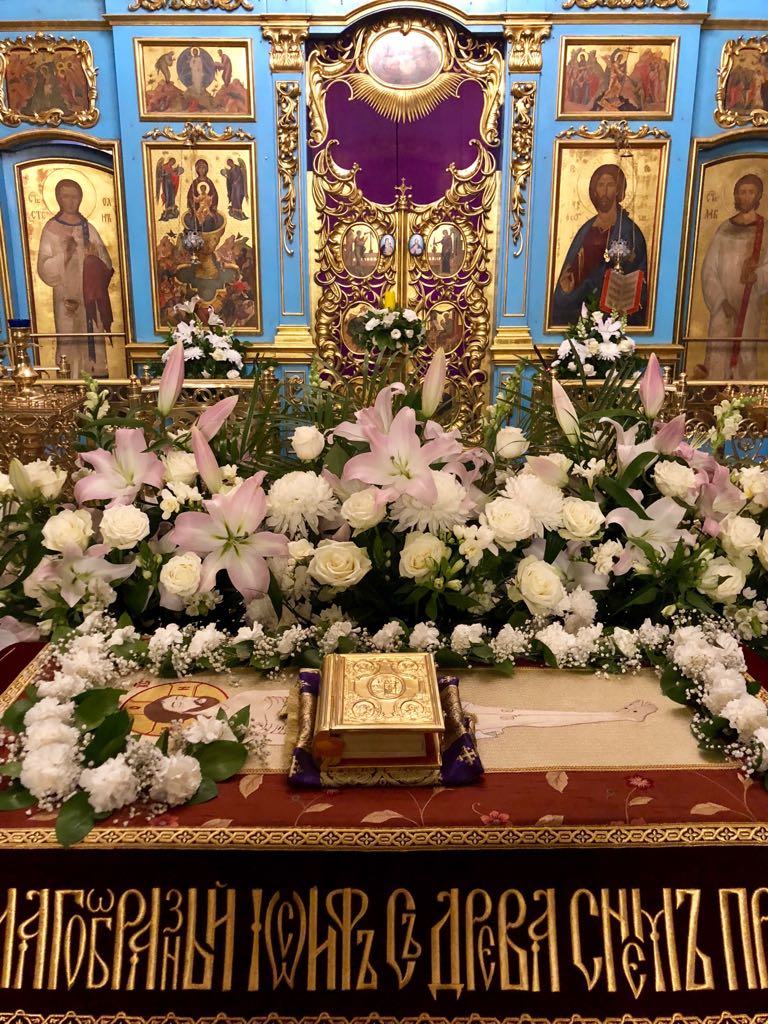 Галерея: В пятницу Страстной седмицы