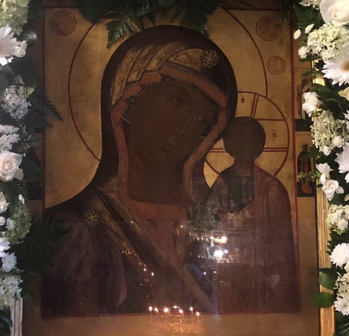 Фото: Явление иконы Пресвятой Богородицы во граде Казани