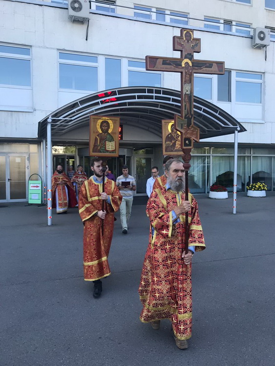 Фото: Вмч. и целителя Пантелеимона