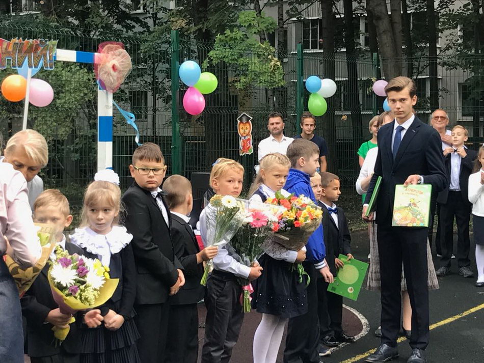 Галерея: 1 сентября в Православной Гимназии «Живоносный Источник" 