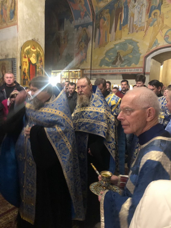 Галерея:  Празднование в честь Казанской иконы Божией Матери