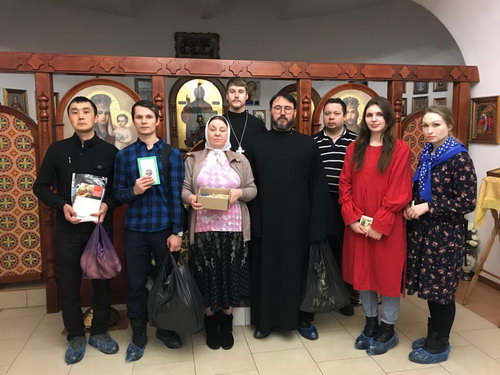 Фото: Поздравление с Рождеством пациентов больницы им. Буянова