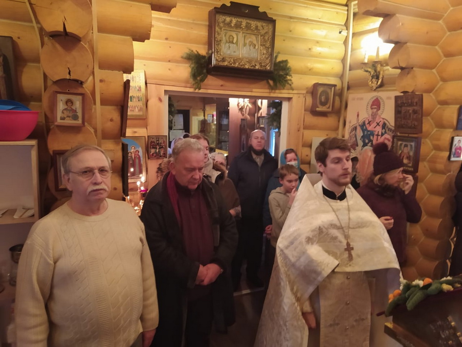 Галерея: День памяти святого апостола, первомученика и архидиакона Стефана