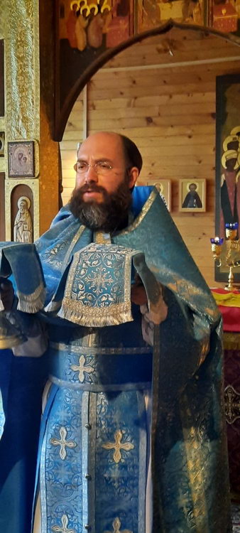 Галерея: Престольный праздник в больничном храме