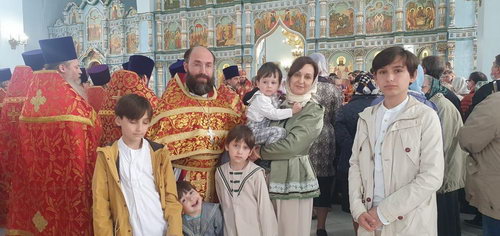 Фото: Награждение матушки о. Романа