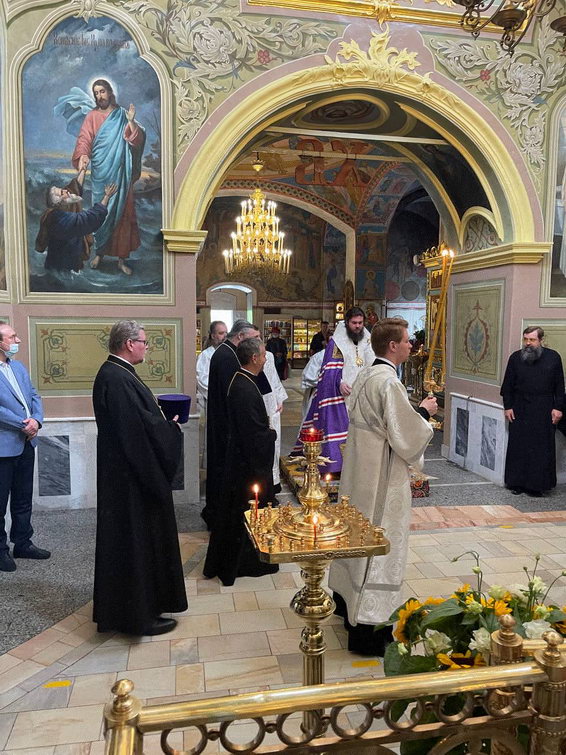 Галерея: День рождения настоятеля