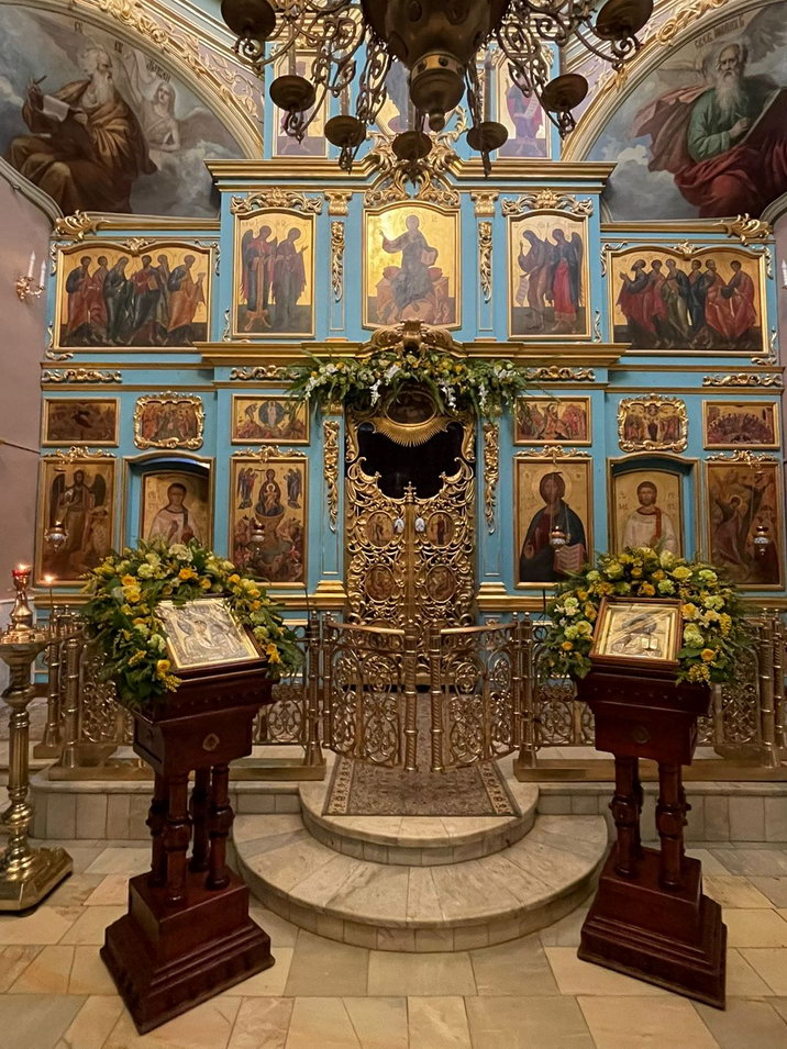Галерея: Освящение росписей храма