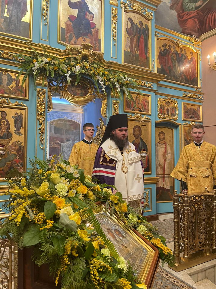 Галерея: Освящение росписей храма
