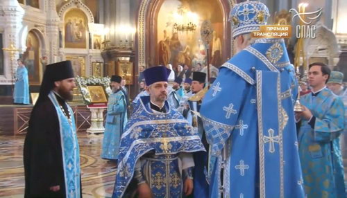 Фото: Награждение настоятеля