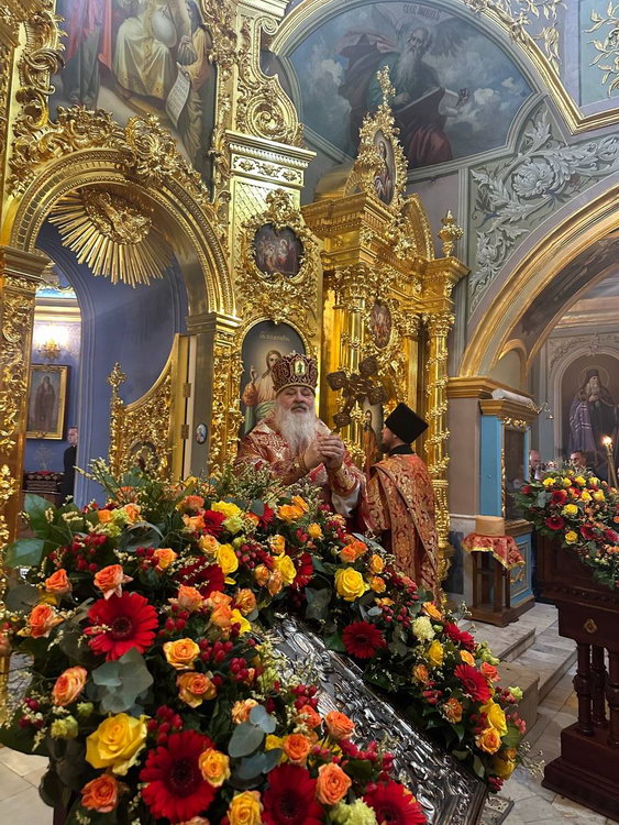 Галерея: Престол
