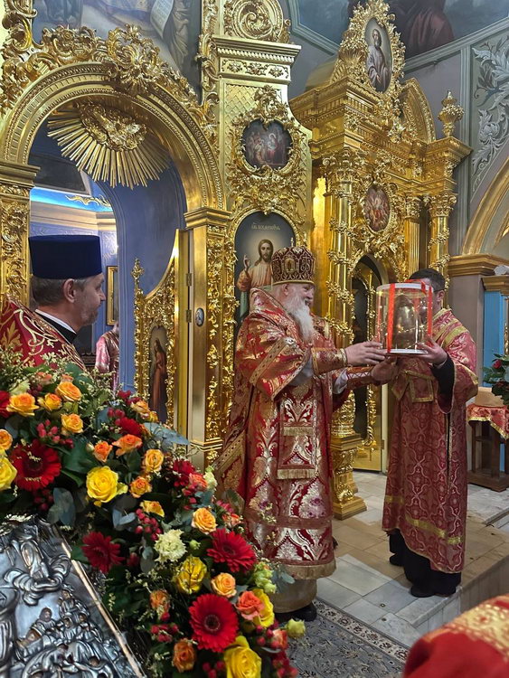 Галерея: Престол