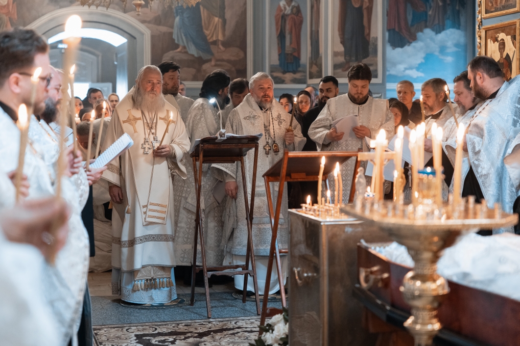 Галерея: Отпевание священника Николая Михалушкина
