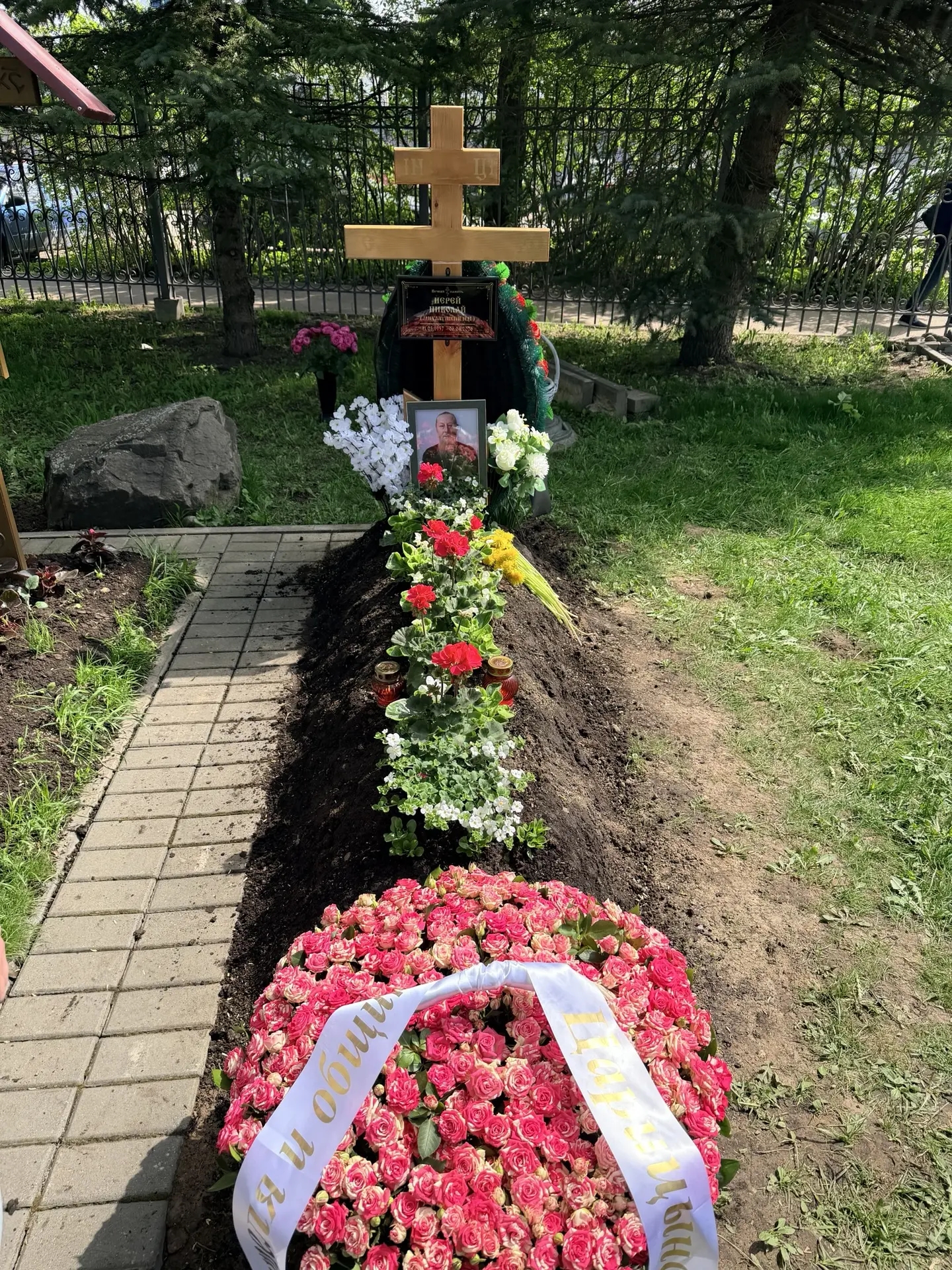Галерея: Заупокойное богослужение по иерею Николаю Михалушкину