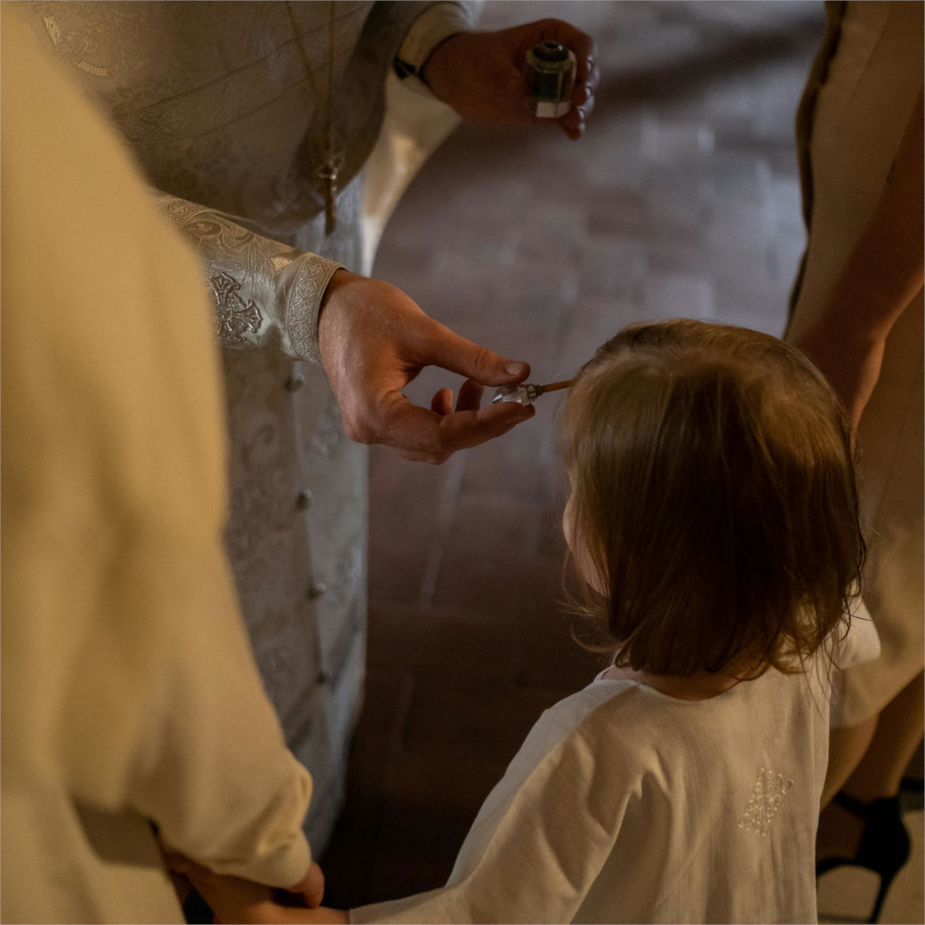 Фото: Миропомазание