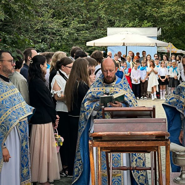 Фото: Молебен